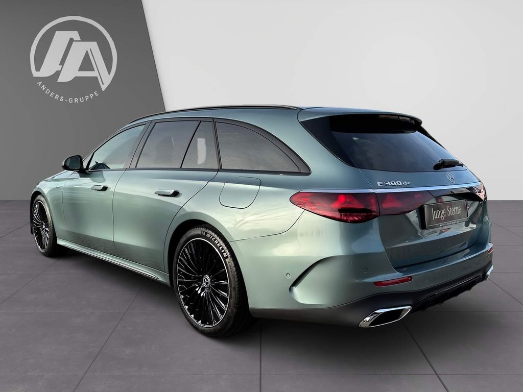 Mercedes-Benz E 300 2025
