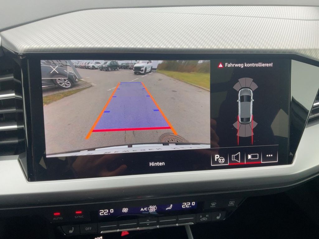 Audi Q4 e-tron 2022