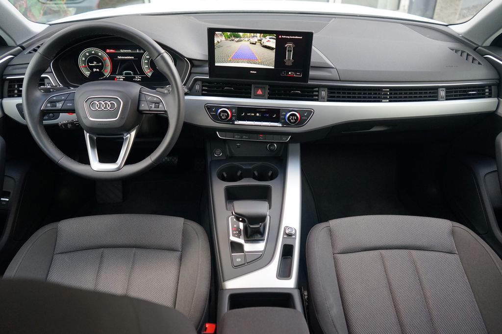Audi A4 2023