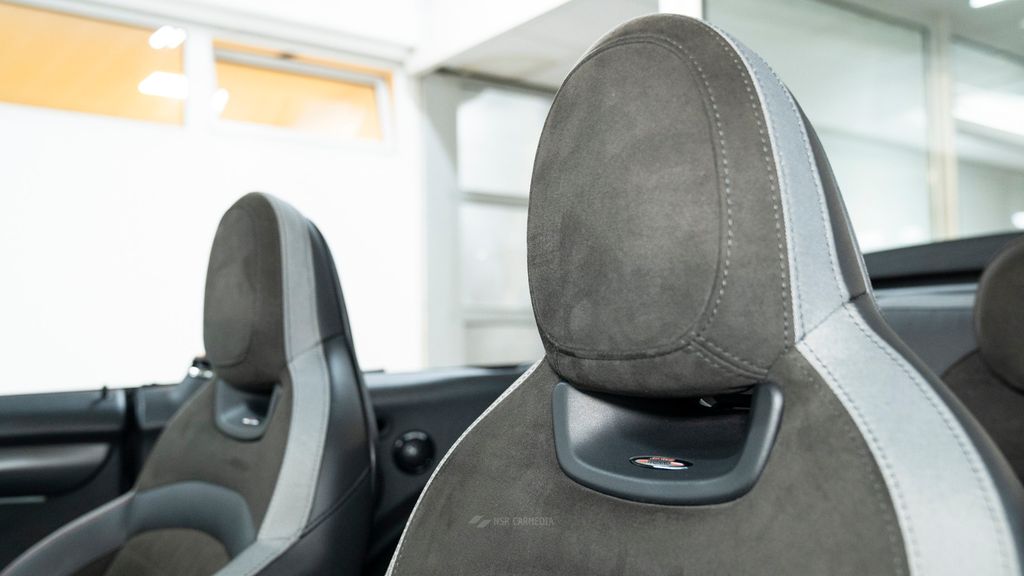 MINI John Cooper Works Cabrio 2022