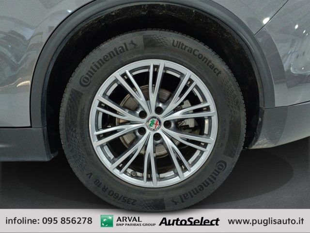 Alfa Romeo Stelvio 2021