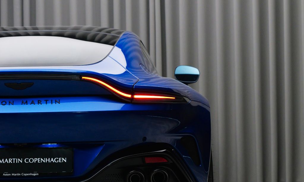 Aston Martin V8 Vantage