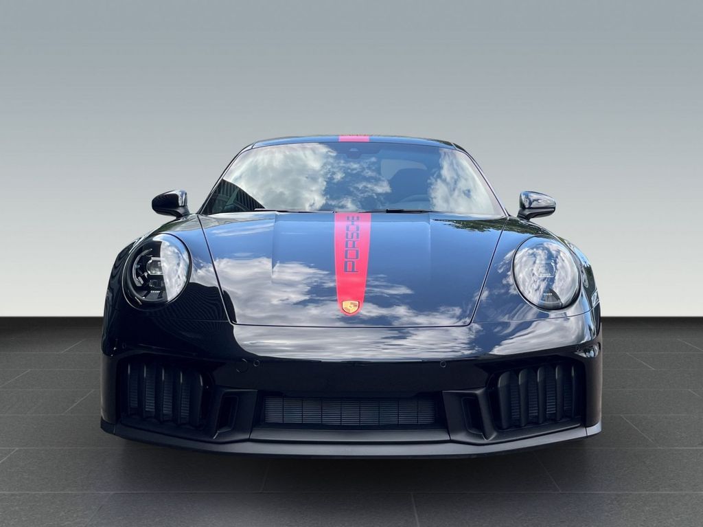 Porsche 992 2025