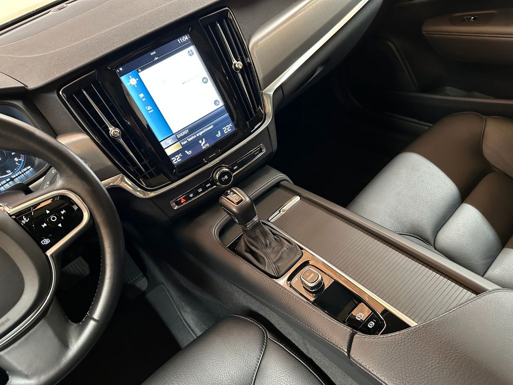 Volvo V90 2017