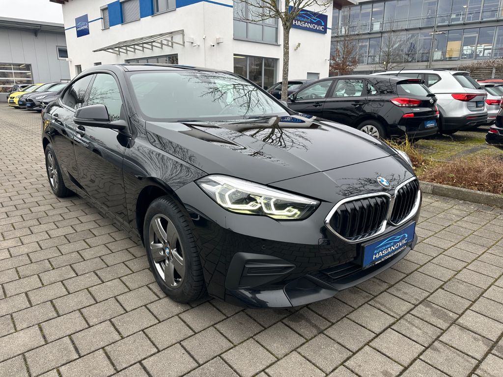 BMW 218 2021