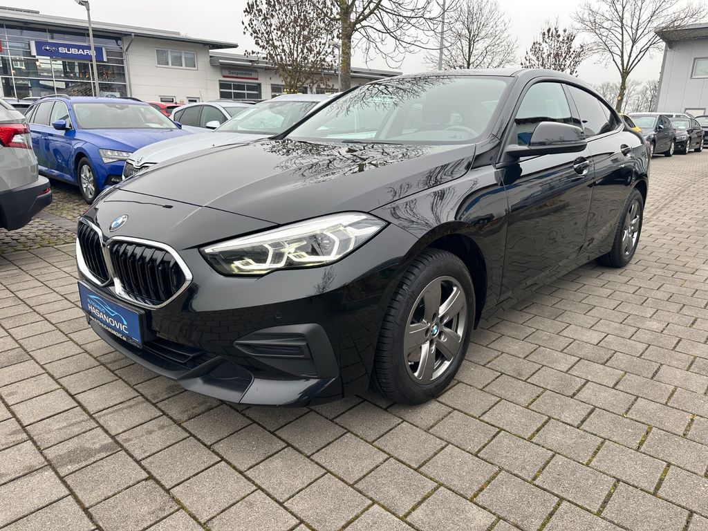 BMW 218 2021