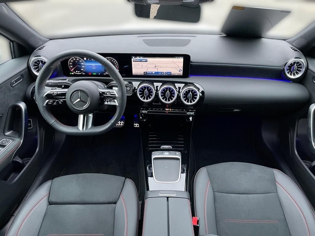 Mercedes-Benz A 250 2024