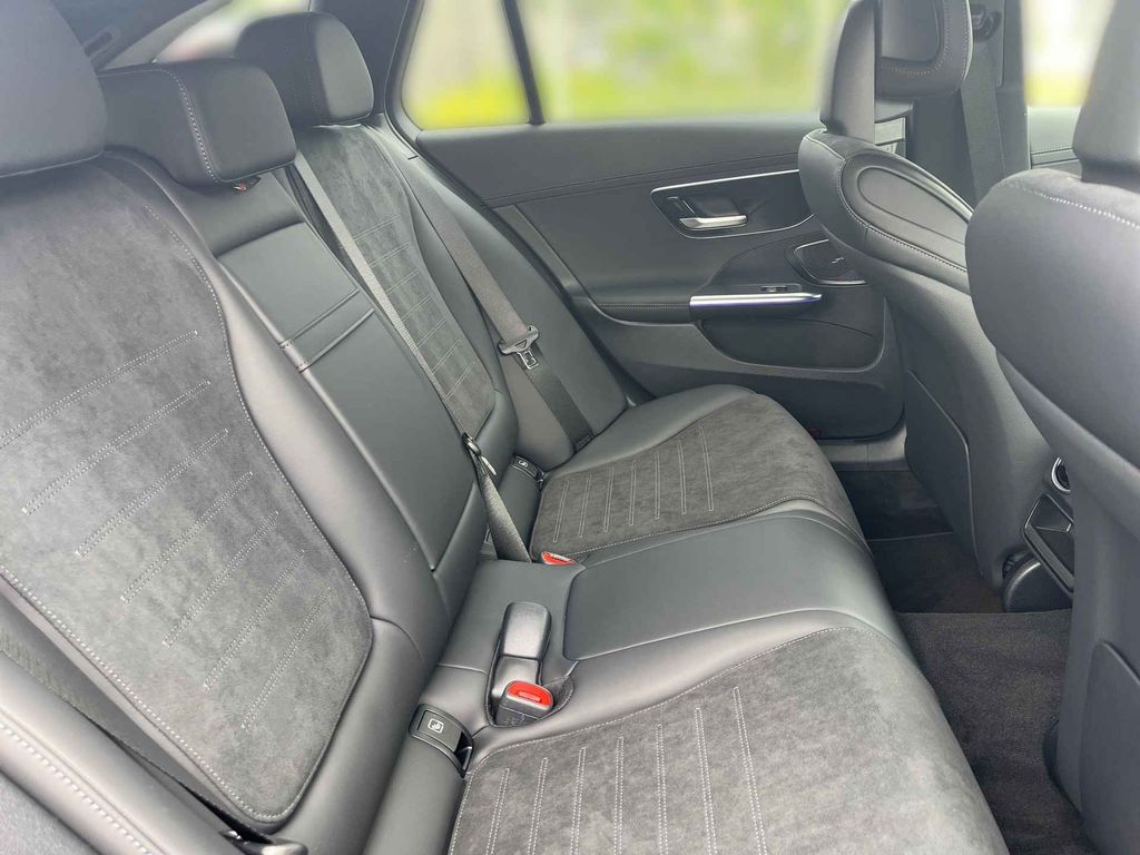 Mercedes-Benz C 220 2025