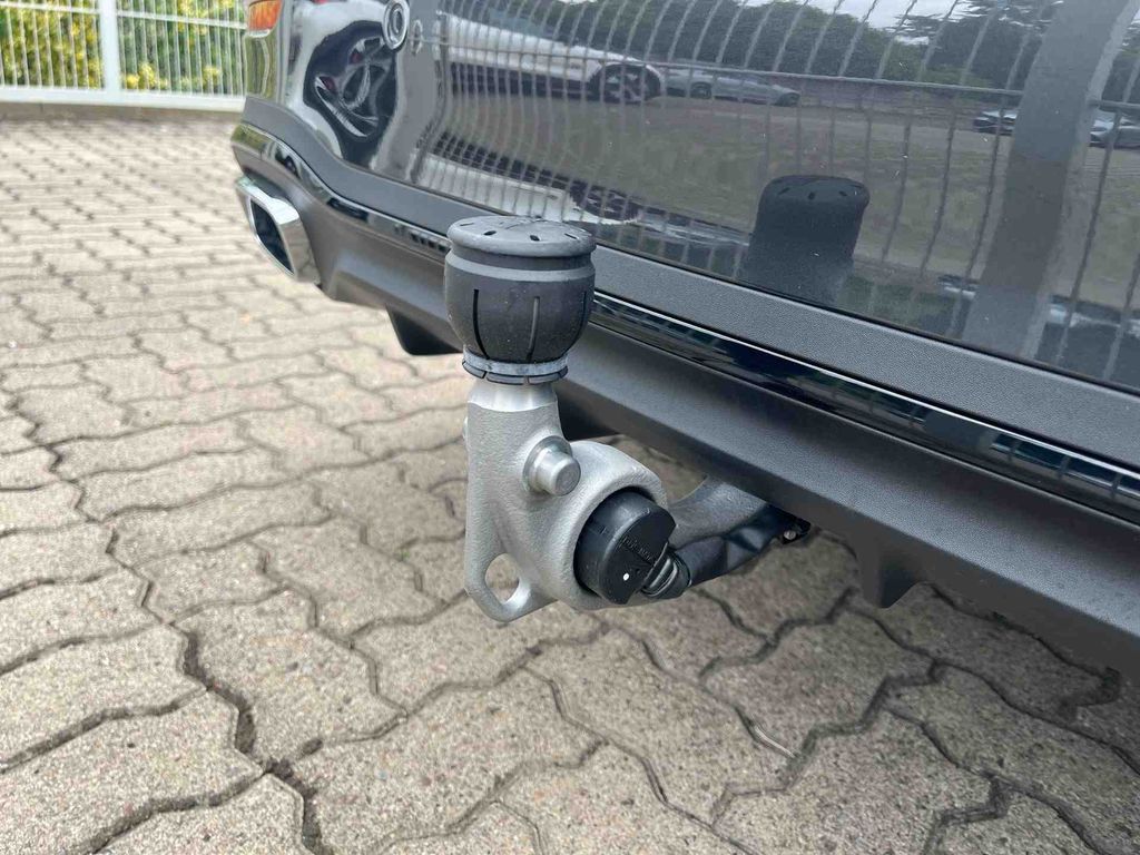 Mercedes-Benz C 220 2025