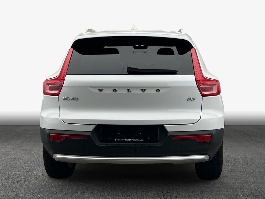 Volvo XC40 2024
