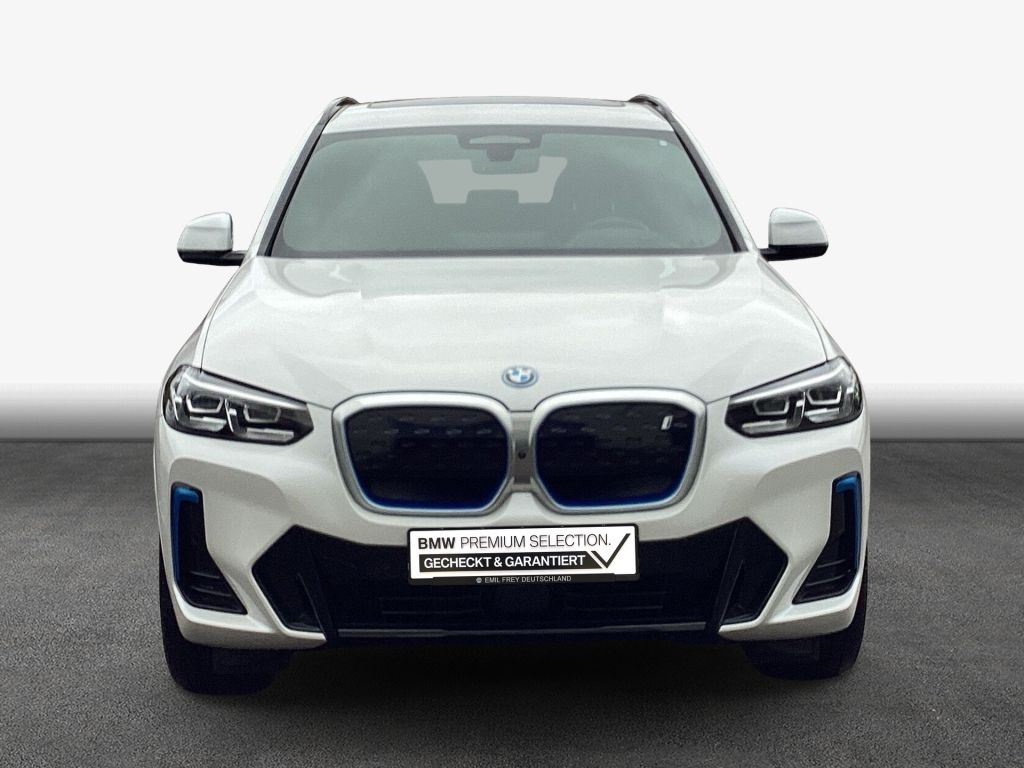 BMW iX3 2022