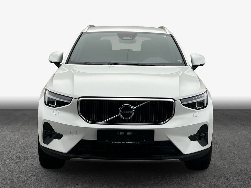 Volvo XC40 2024