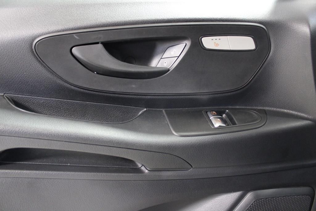 Mercedes-Benz eVito 2021