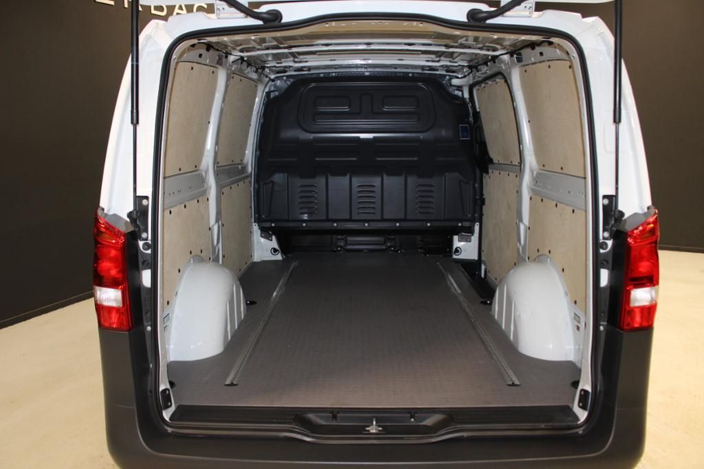 Mercedes-Benz eVito 2021