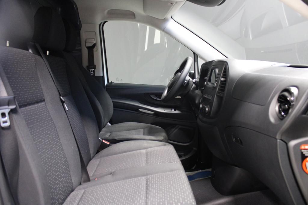 Mercedes-Benz eVito 2021