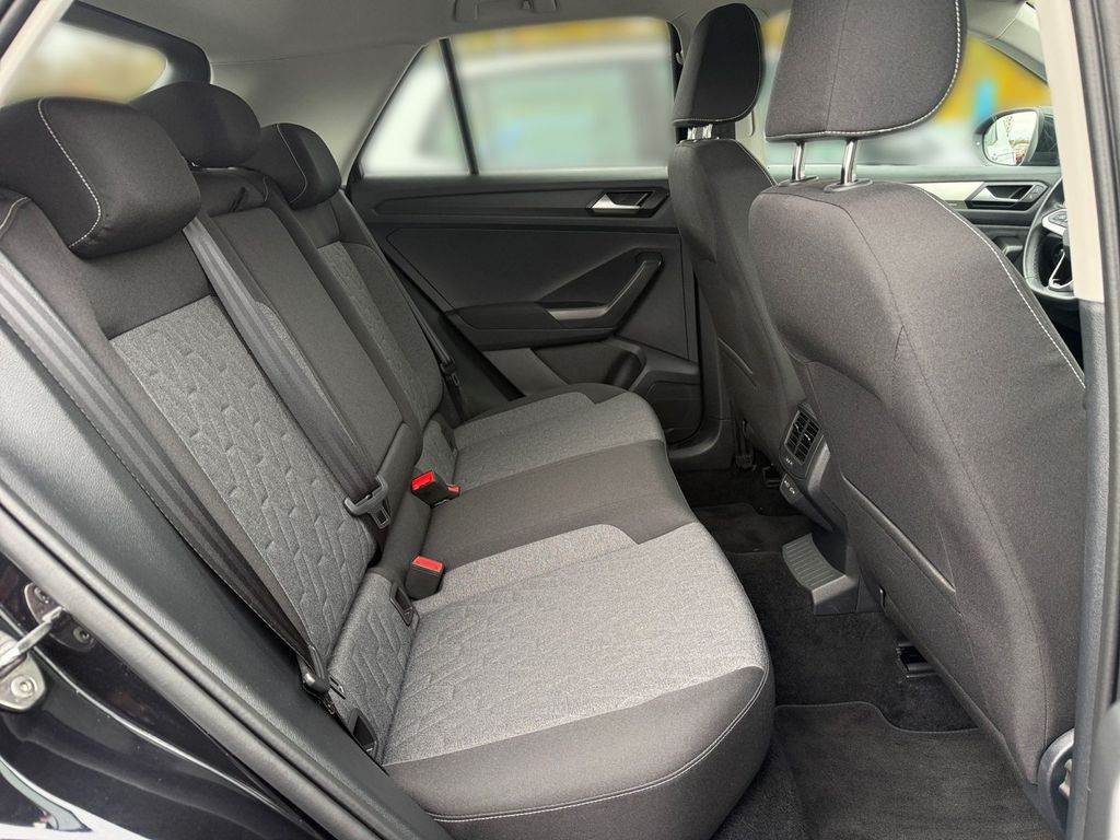 Volkswagen T-Roc 2024