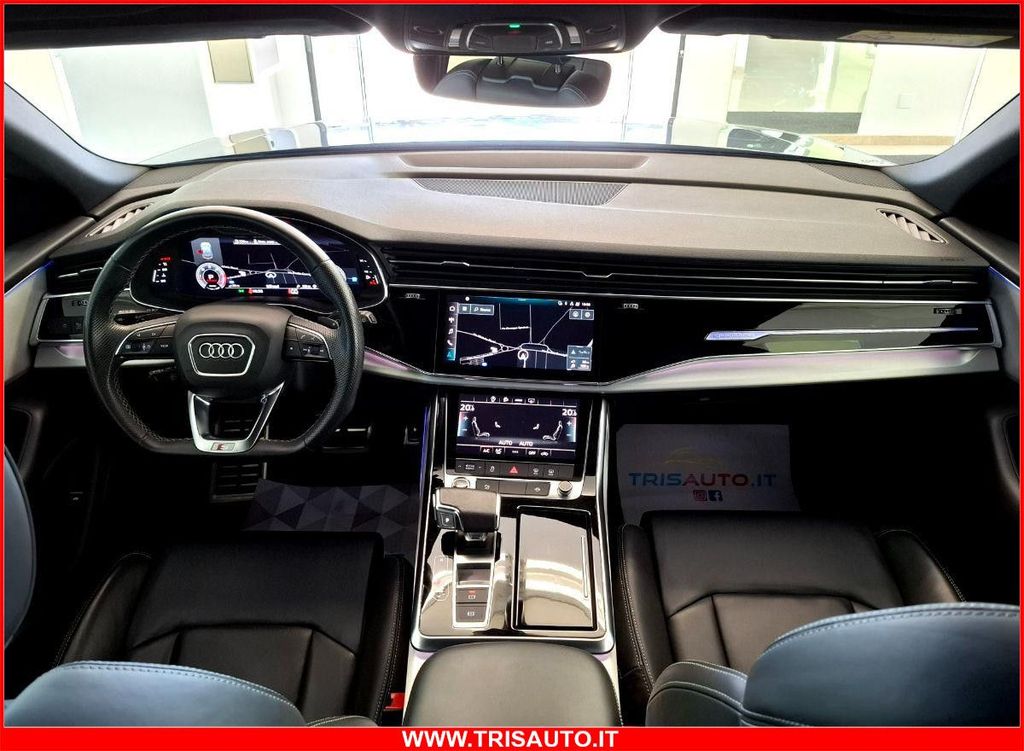 Audi Q8 2021