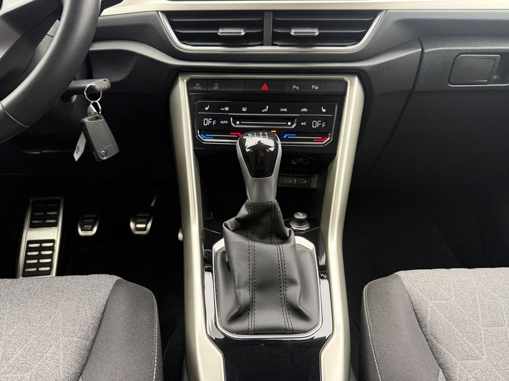 Volkswagen T-Roc 2024
