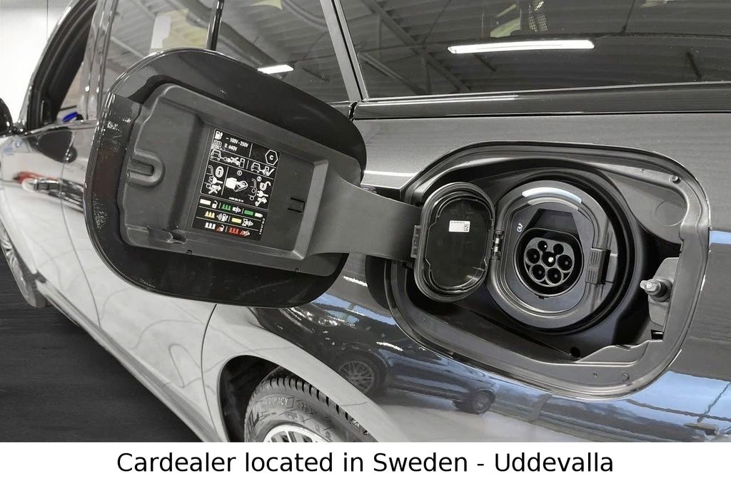 Mercedes-Benz E 300 2025