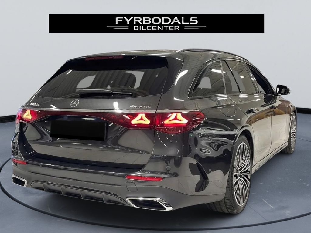 Mercedes-Benz E 300 2025