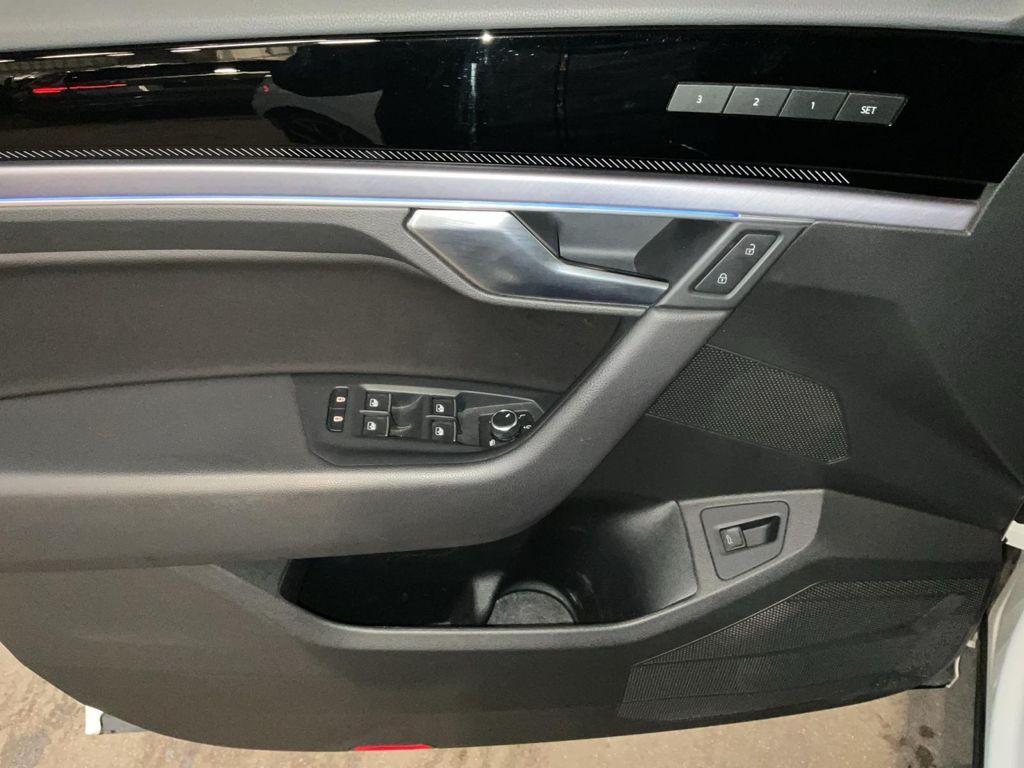 Volkswagen Touareg 2024