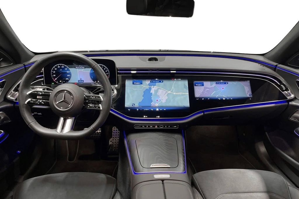 Mercedes-Benz E 300 2025