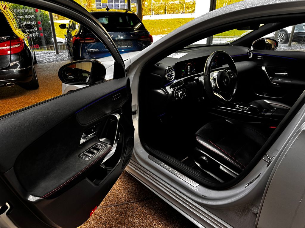 Mercedes-Benz A 250 2021
