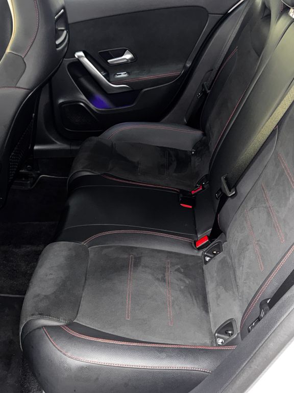 Mercedes-Benz A 250 2021