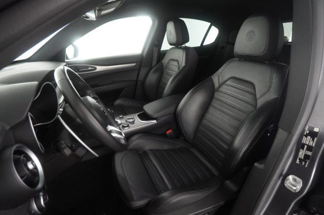 Alfa Romeo Stelvio 2023