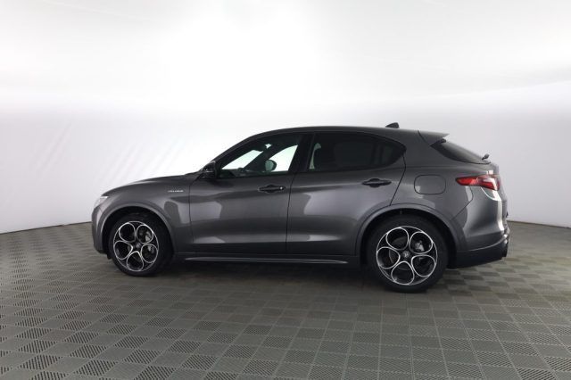 Alfa Romeo Stelvio 2023