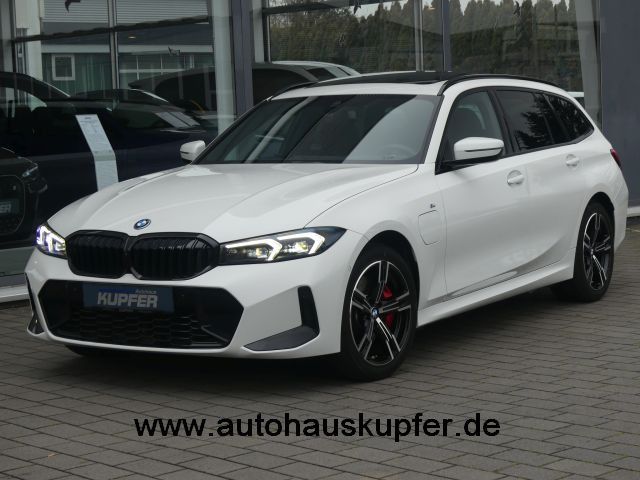 BMW 330 2024