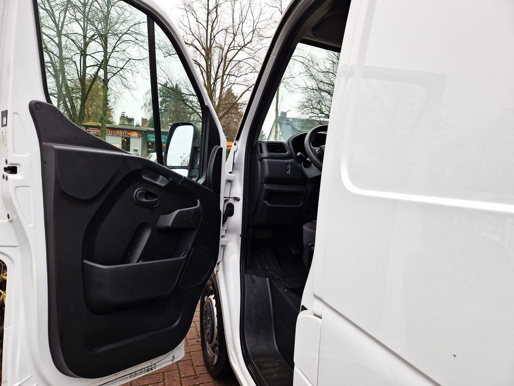 Renault Master 2021