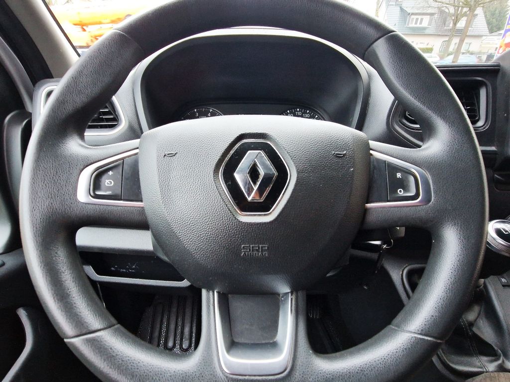 Renault Master 2021