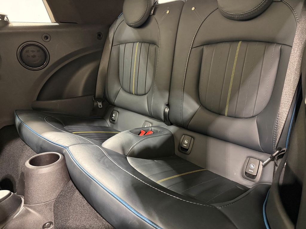 MINI One Cabrio 2021