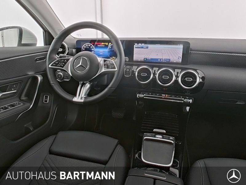 Mercedes-Benz A 250 2025