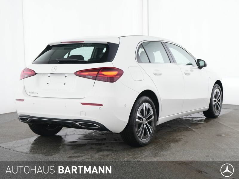 Mercedes-Benz A 250 2025