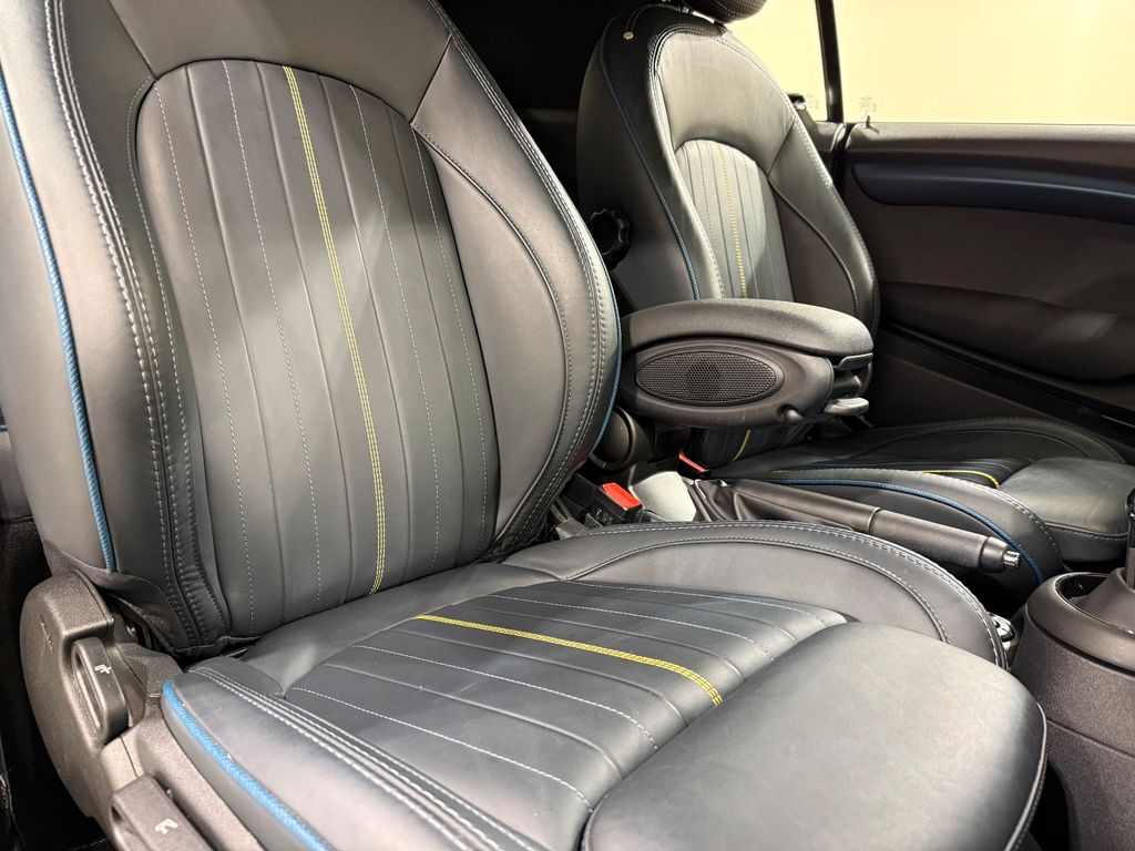 MINI One Cabrio 2021