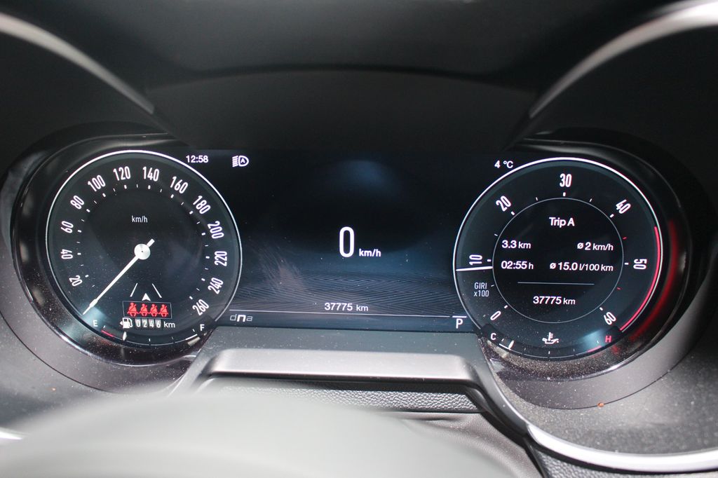 Alfa Romeo Stelvio 2023