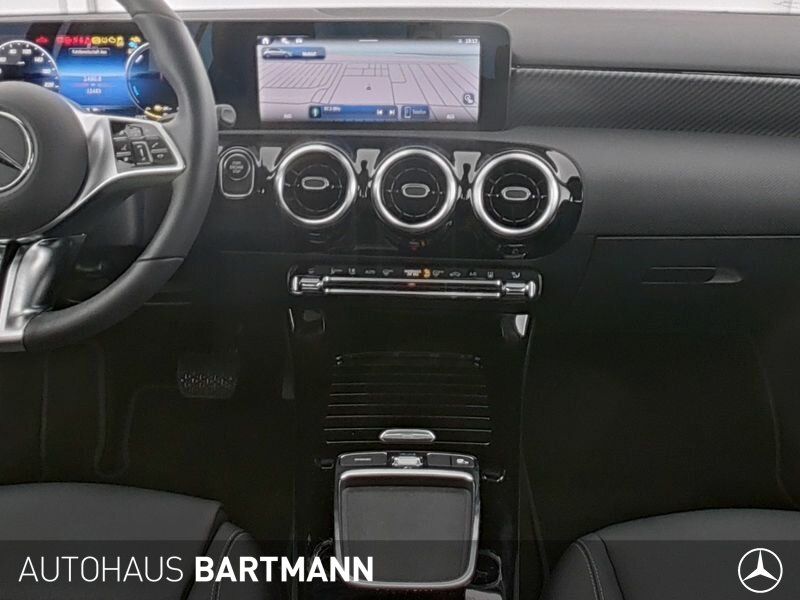 Mercedes-Benz A 250 2025