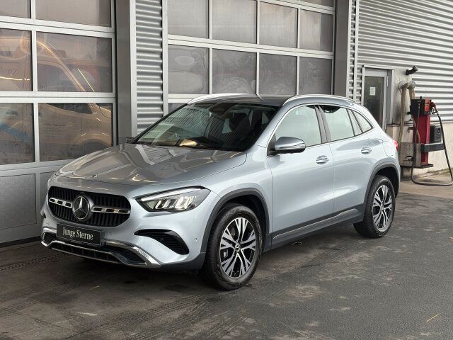 Mercedes-Benz GLA 200 2024