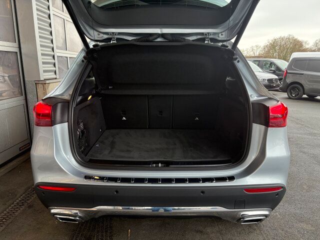 Mercedes-Benz GLA 200 2024