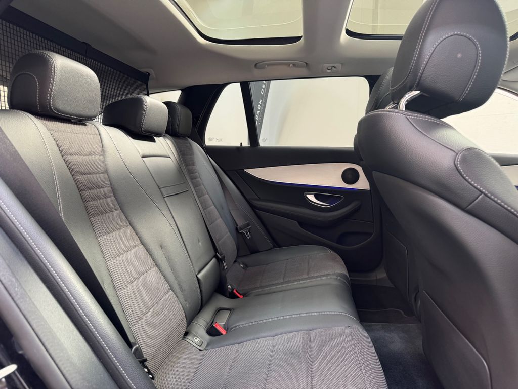 Mercedes-Benz E 300 2022