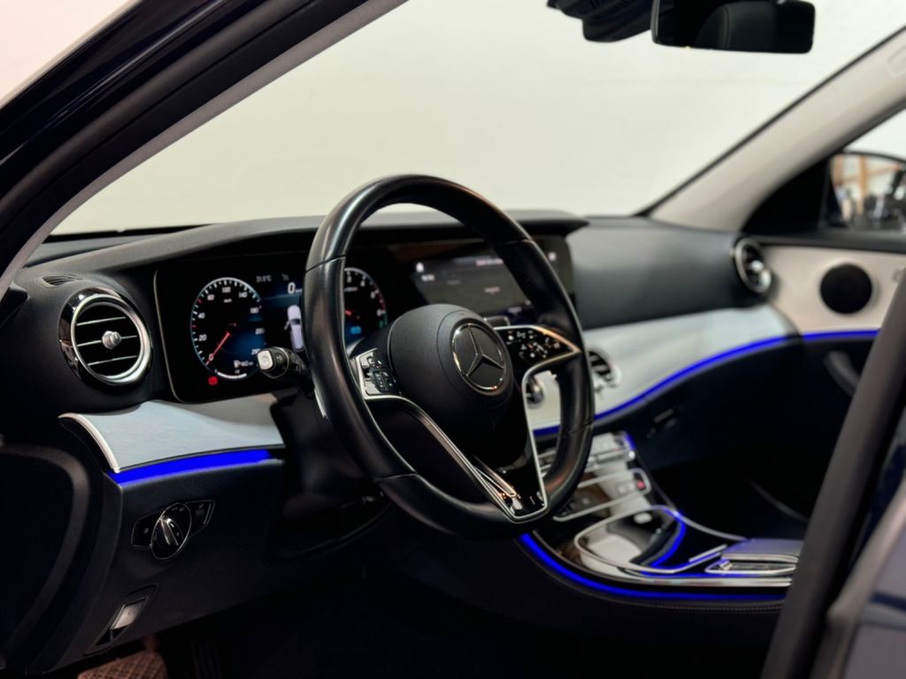 Mercedes-Benz E 300 2022