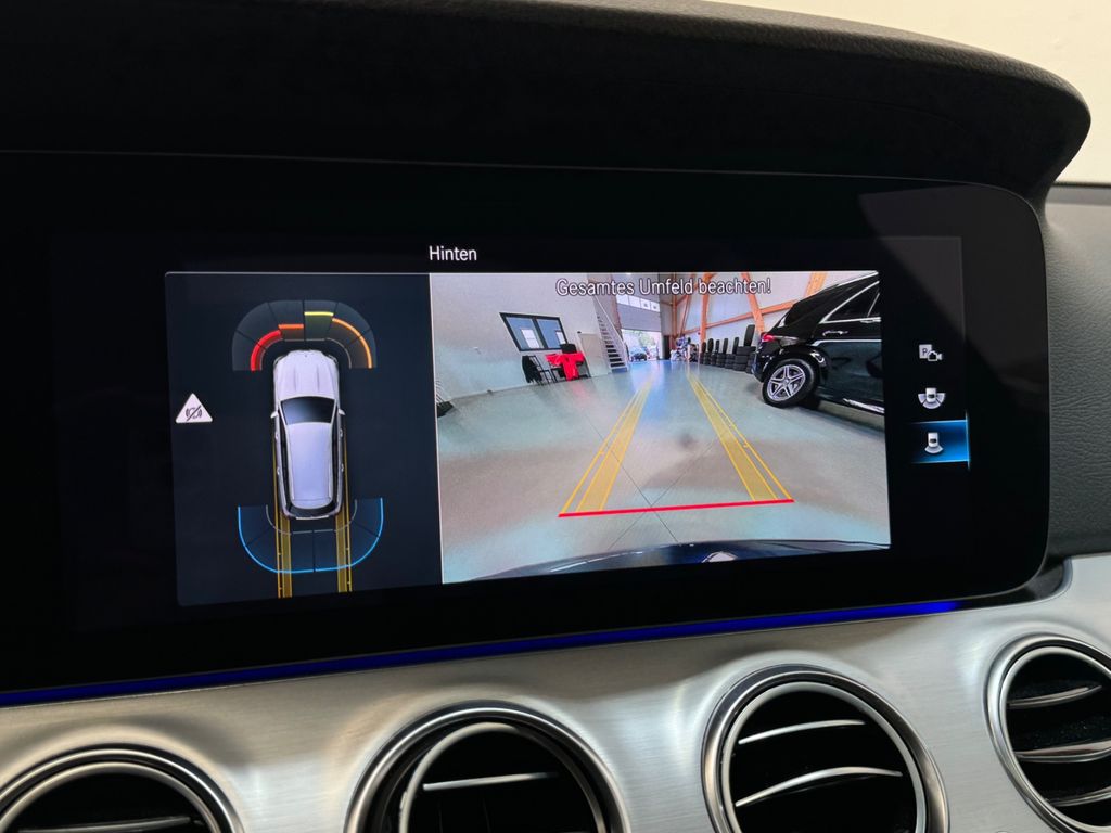 Mercedes-Benz E 300 2022