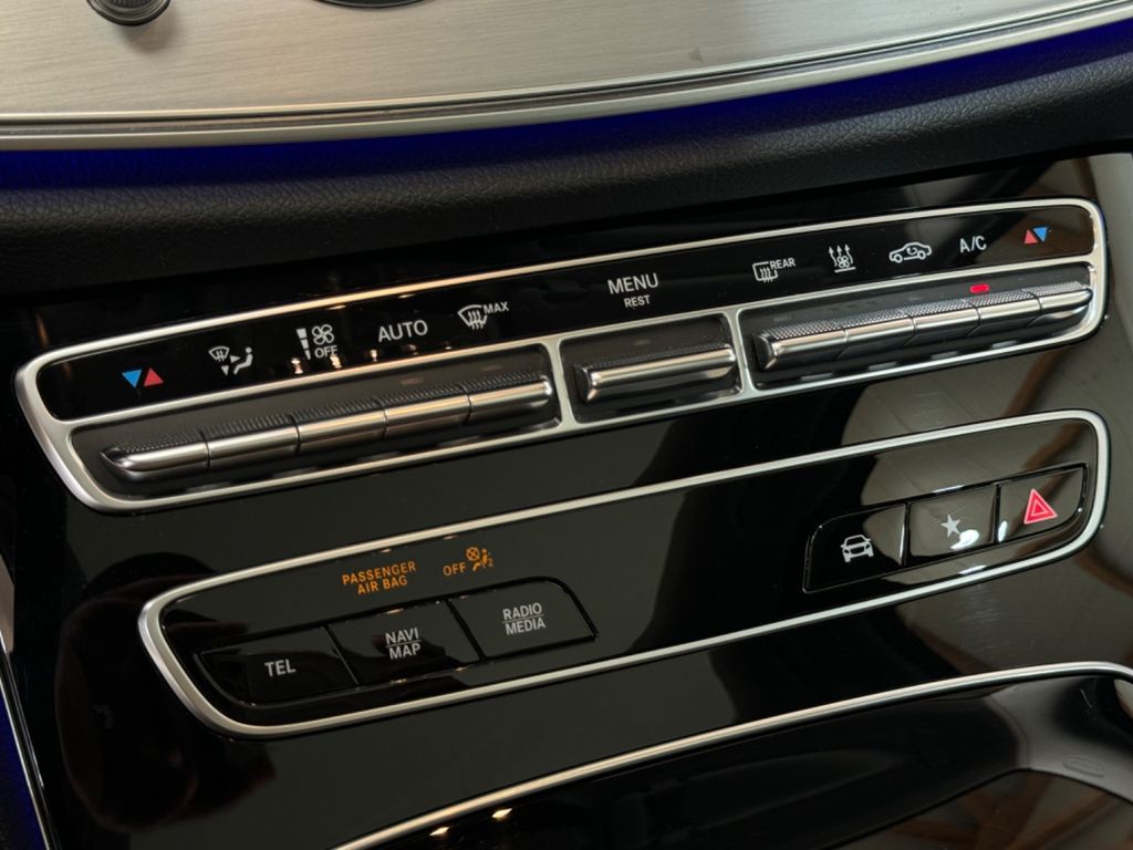 Mercedes-Benz E 300 2022