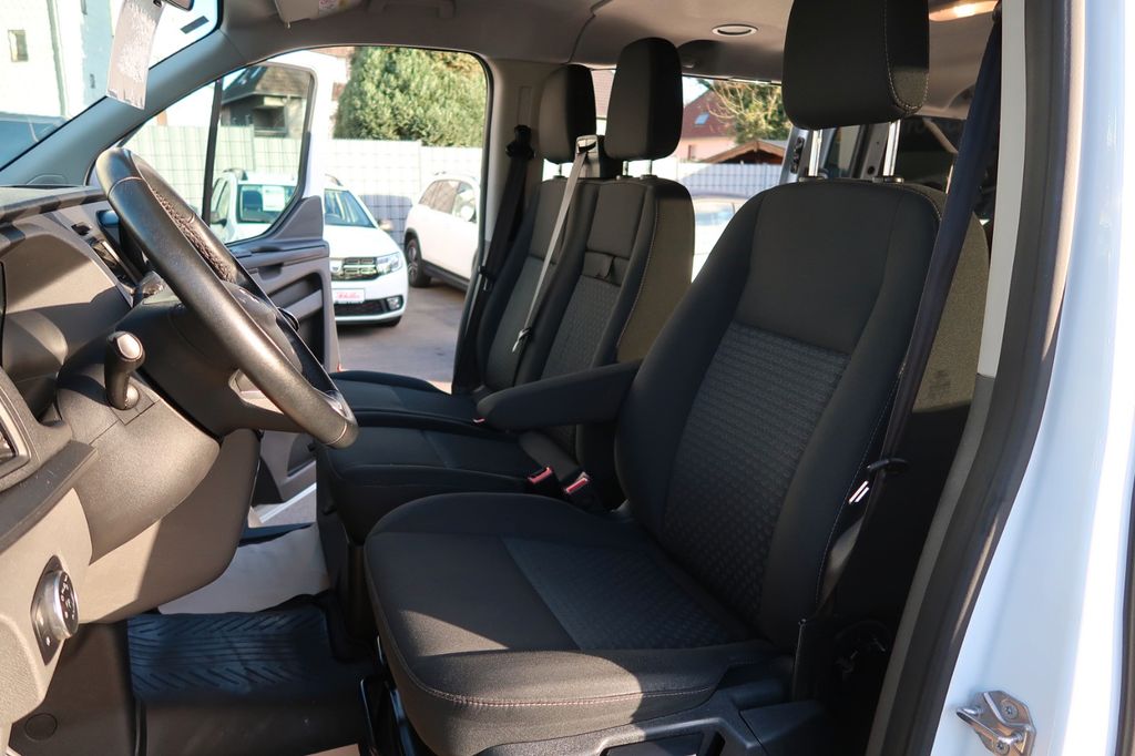 Ford Tourneo Custom 2020