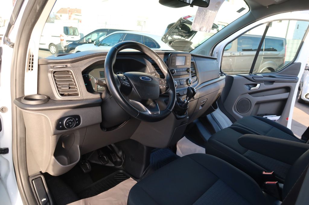 Ford Tourneo Custom 2020