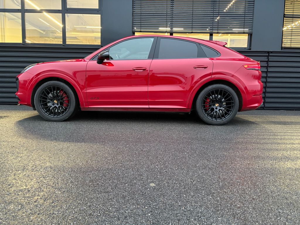 Porsche Cayenne 2022