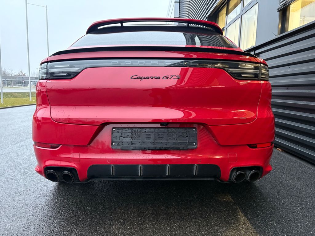 Porsche Cayenne 2022