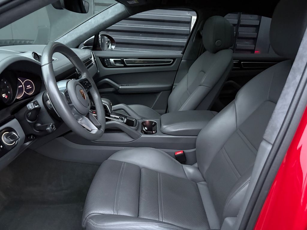 Porsche Cayenne 2022